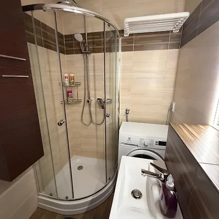 Cozy In A Great Location