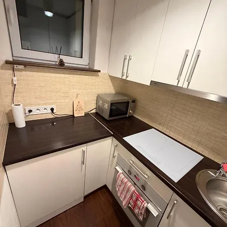 Cozy In A Great Location Apartamento Varsovia