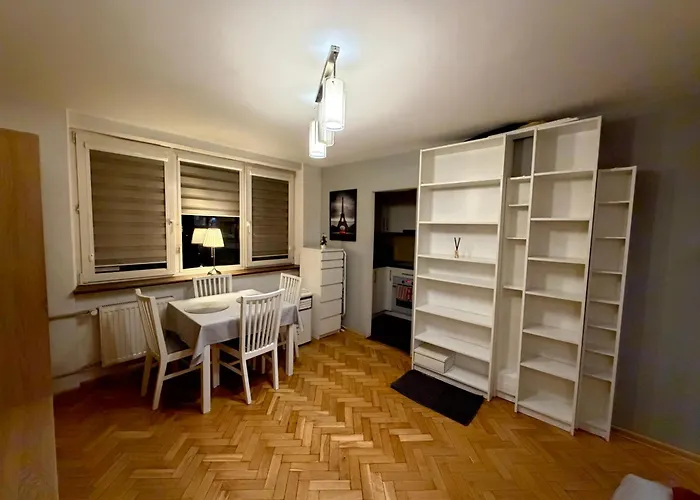 Cozy In A Great Location * Warsaw