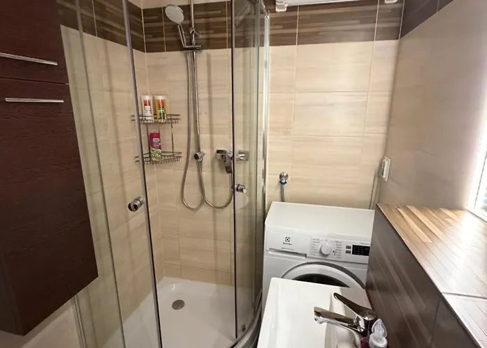 Cozy In A Great Location