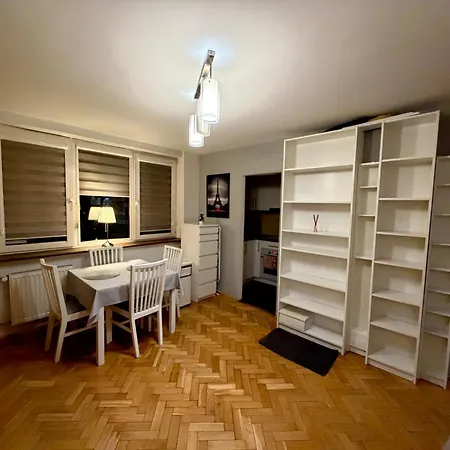 Cozy In A Great Location * Warszawa